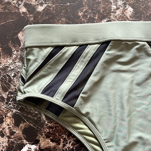 High Waisted Green Bikini Bottoms, Express size medium - Picture 5 of 15